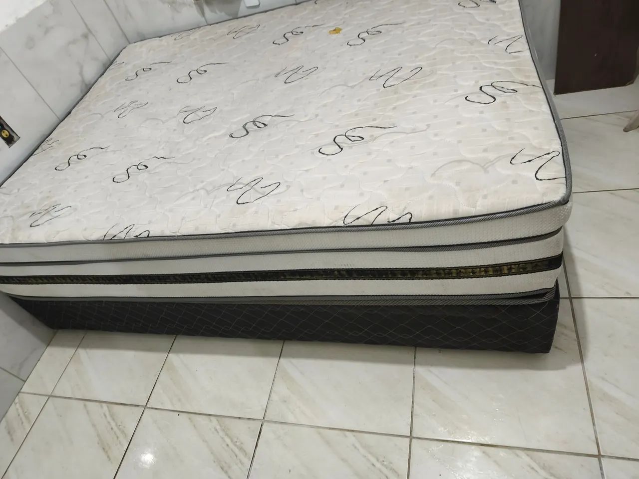 Cama de casal box64596063557507122