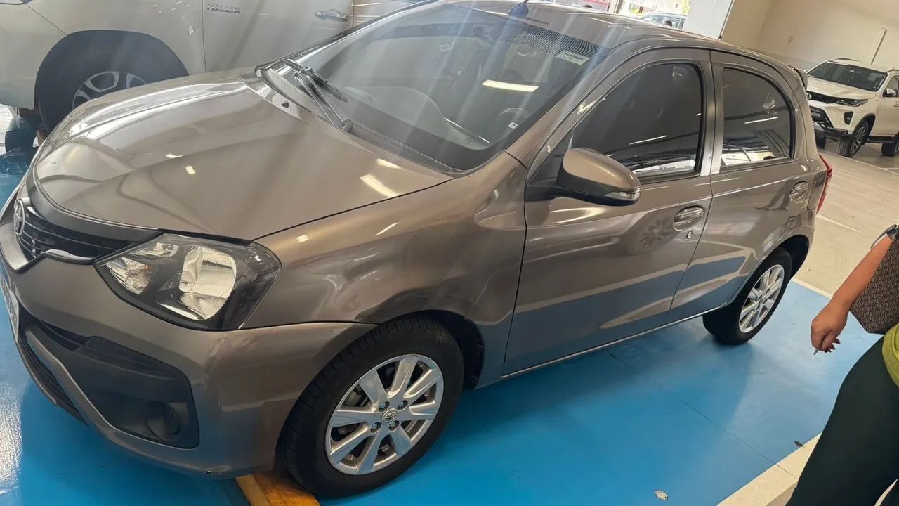 Vendo meu carro.  Urgente pra fazer caixa  - Foto 2