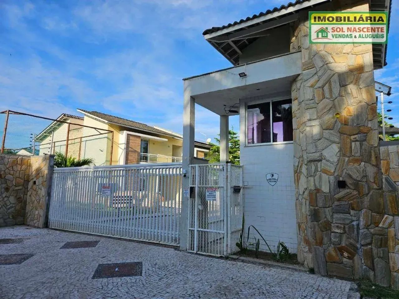 Casa com 3 dormitórios à venda, 134 m² por R$ 550.000,00 - Lagoa Redonda - Fortaleza/CE - Foto 2