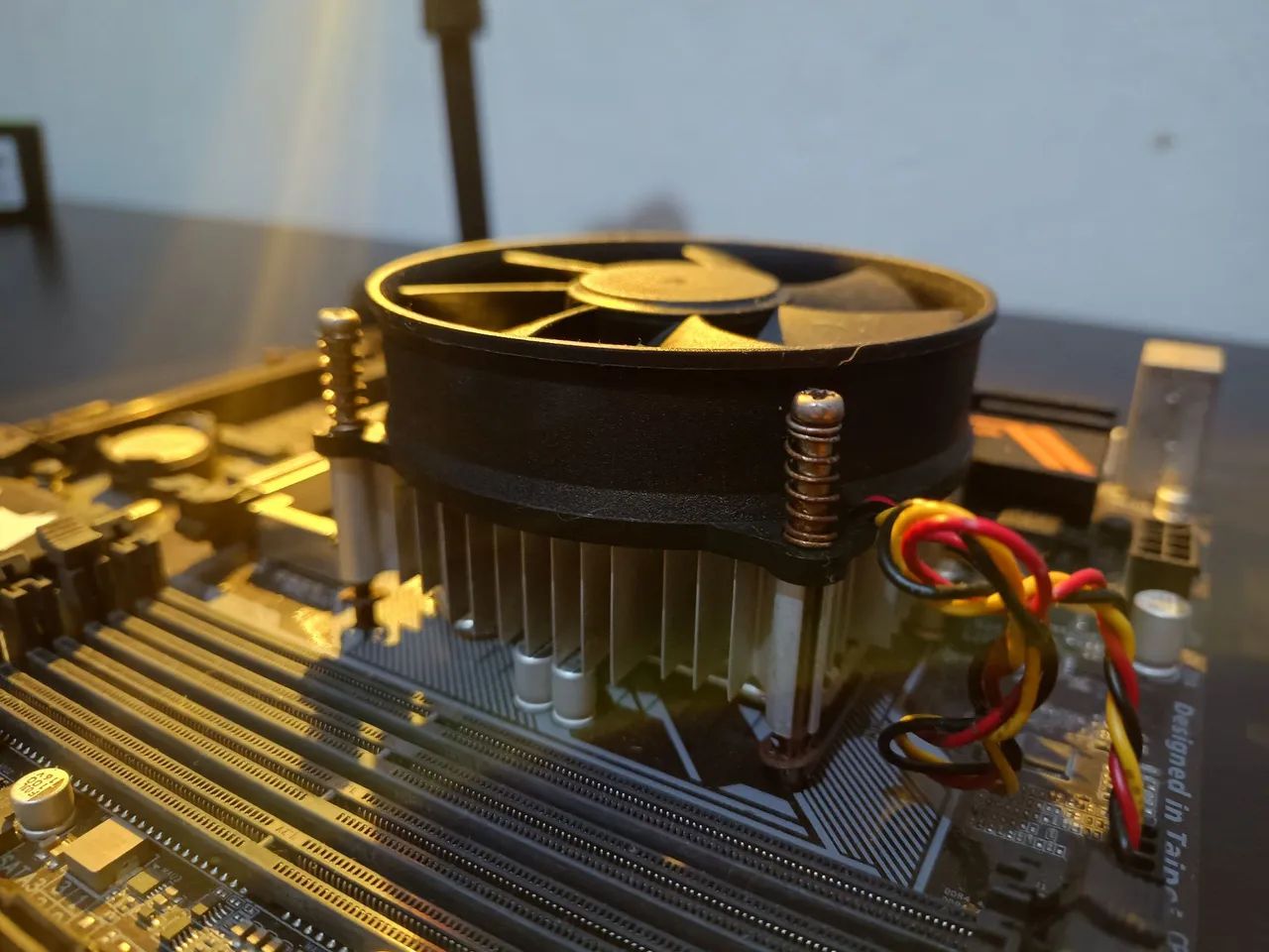 Processador Intel Core I5 9400f Lga1151 + Cooler - Foto 3