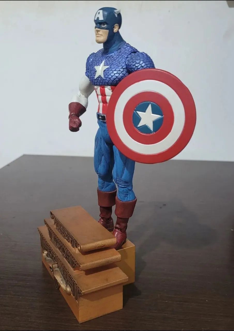 Capitão América Marvel Diamond Select Toys  - Foto 2