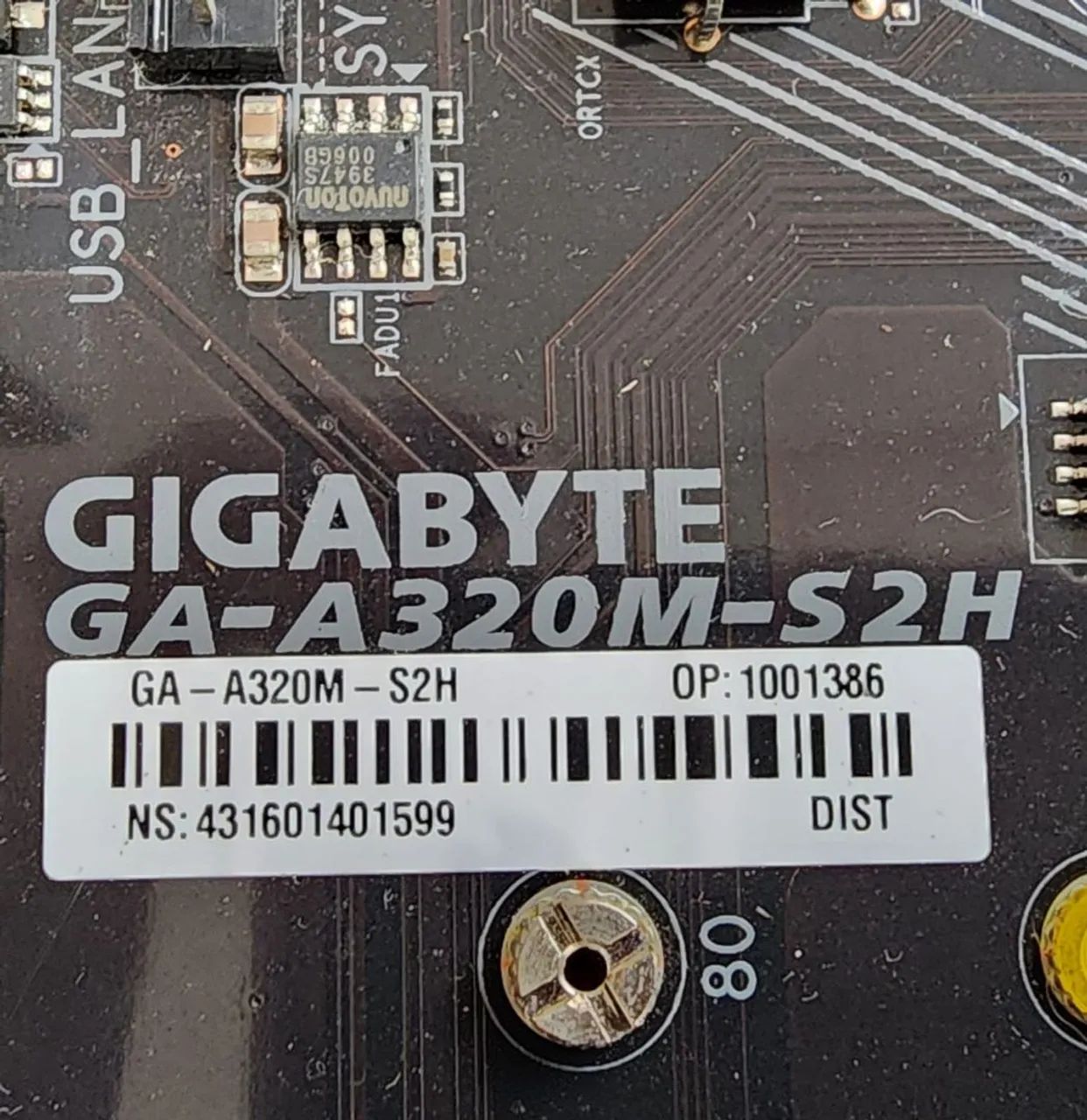 Placa-mãe Gigabyte GA-A320M-S2H - Foto 2