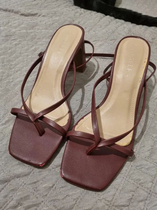 Sapato de salto baixo/médio - Foto 4