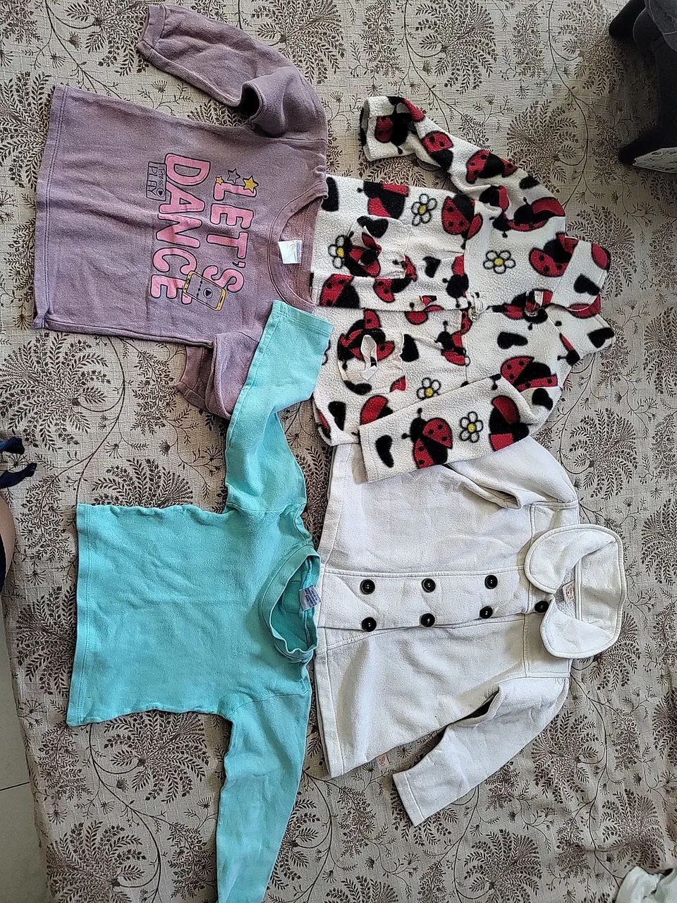 Blusas de frio tamanho 2/3