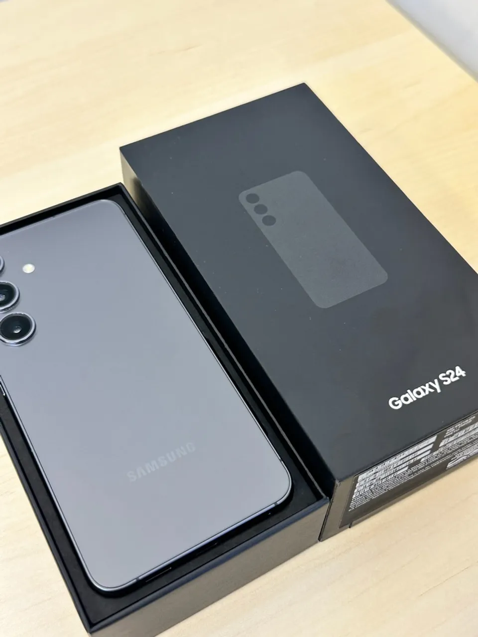 Samsung Galaxy S24 128gb - Impecável - R$3690,00 ou em até 12x no cartão