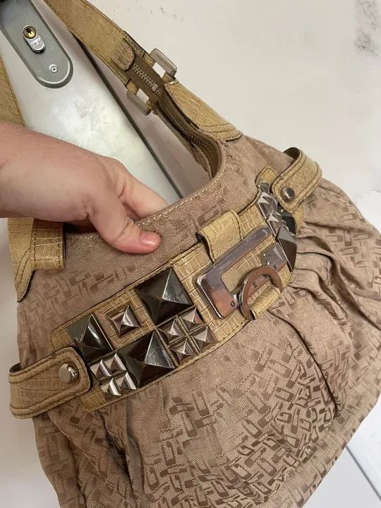 Bolsa Guess Bege Original Vintage Brecho - Foto 2