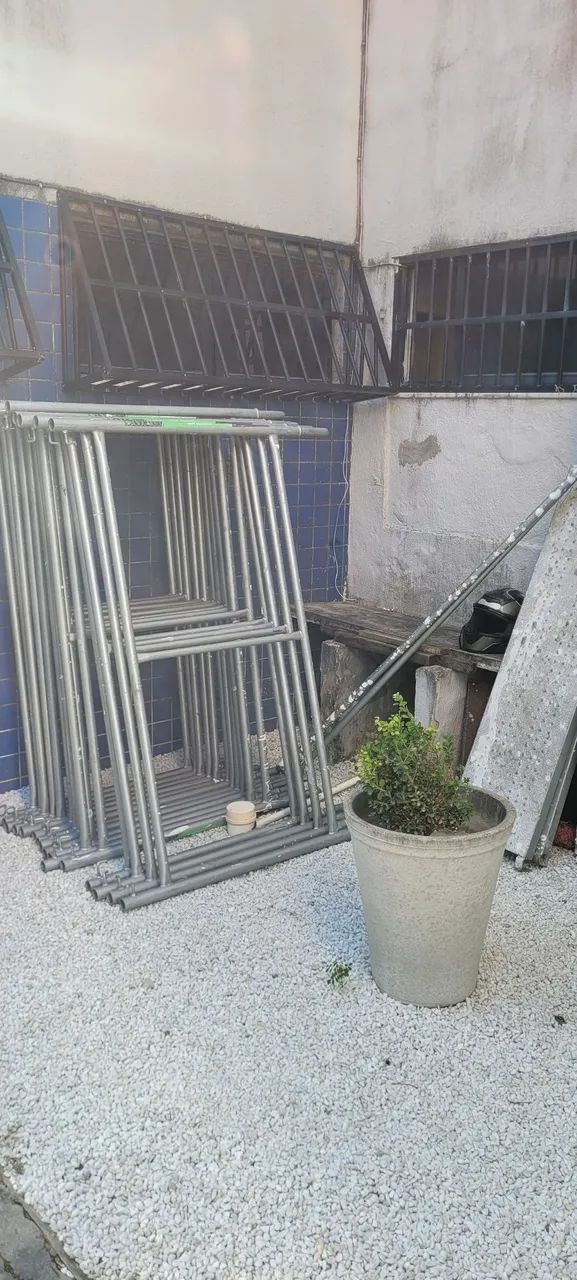 Andaimes e escoras em Fortaleza messejana  - Foto 2