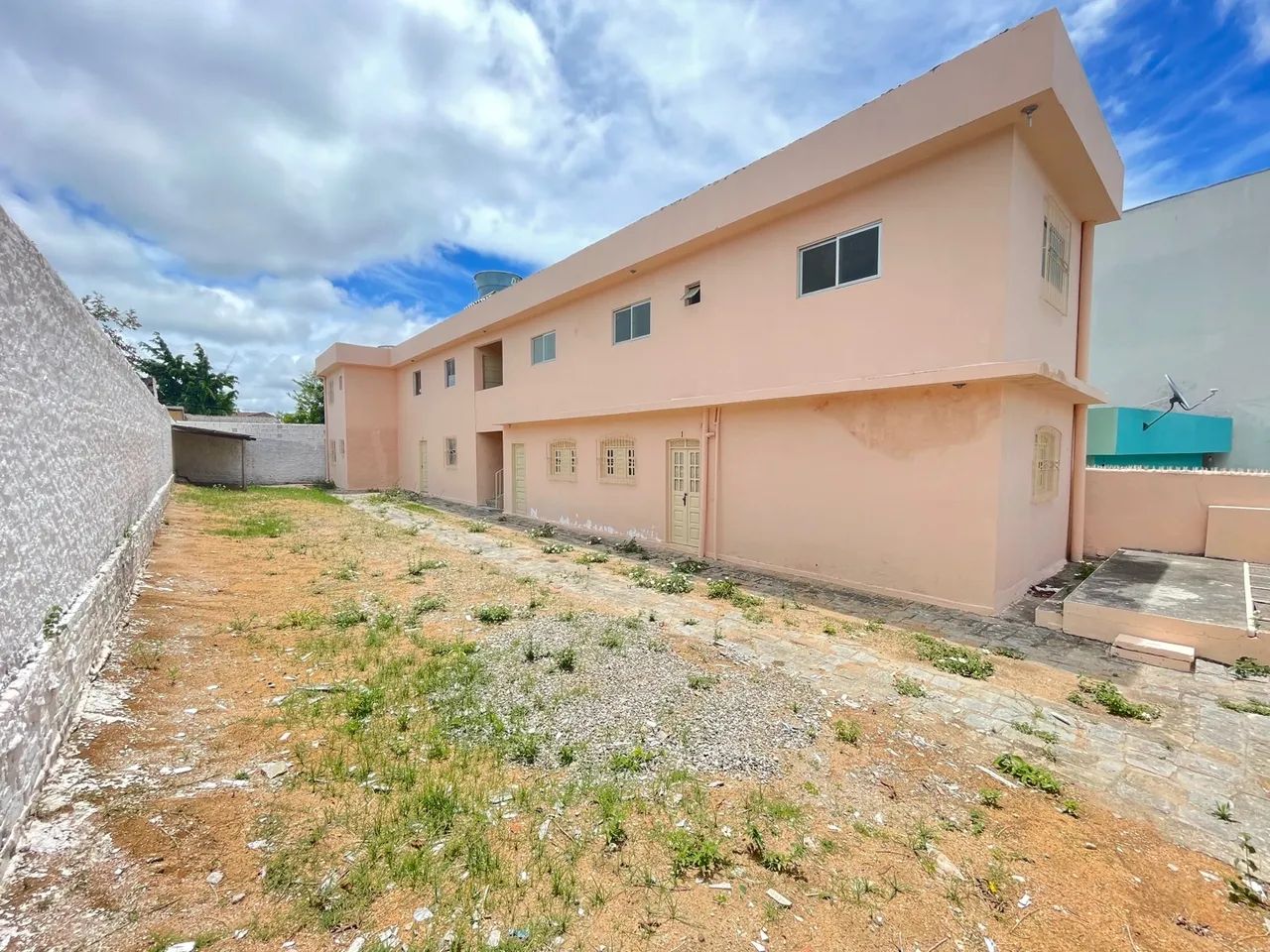 Prédio a venda c/ 4 apartamentos próximo da UFAPE  - Foto 2