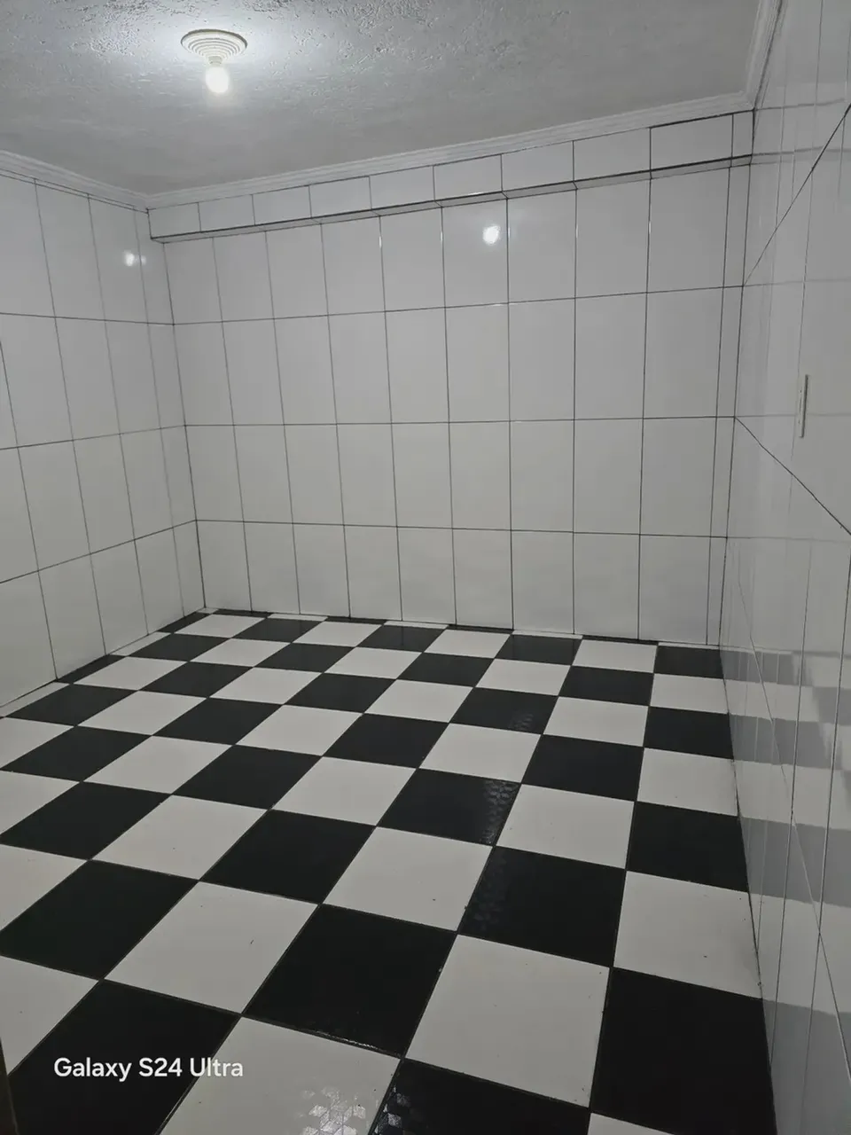 Sobrado para venda tem 263 metros com 3 moradias em Alvarenga - São Bernardo do Campo - SP