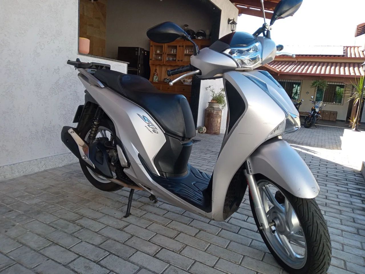 2017 Honda Honda Scooter Honda Sh150i Honda 150i/dlx 2017