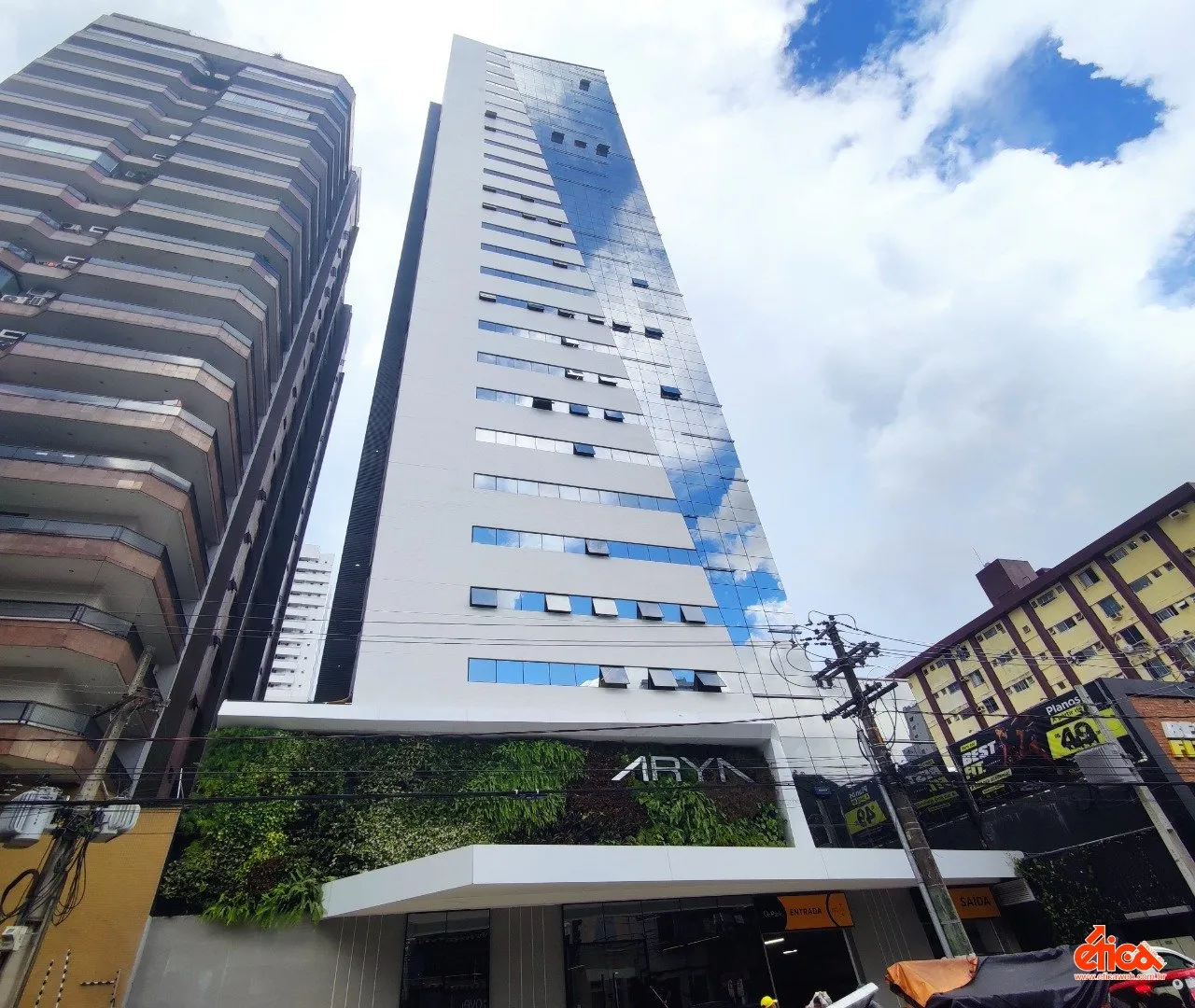 Ed Arya Tower - Complexo de salas - COD 88131