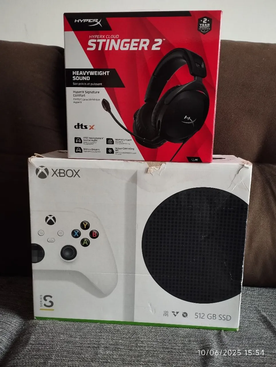 Xbox Series S + Headset HyperX Cloud Stinger 2