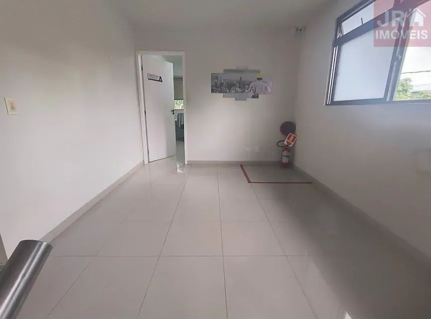 Imóvel para aluguel possui 400 metros quadrados com 14 quartos - Foto 10