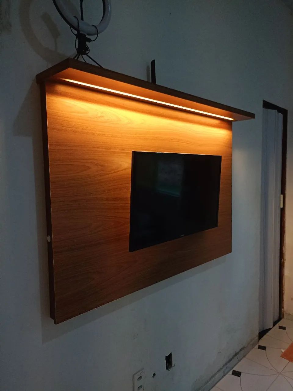 Simple TV Panel with Lighting (Made to Order)