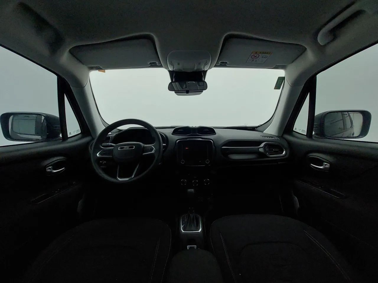 Jeep Renegade STD 1.8 4x2 Flex 16v Aut., foto 15 de 18