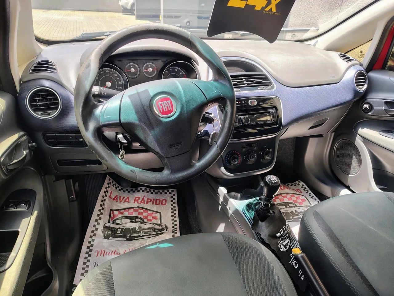 FIAT/PUNTO 1.4 ATTRACTIVE 8V KM139.000 2016 MUITO NOVO <br><br>2015/2016 - Foto 4