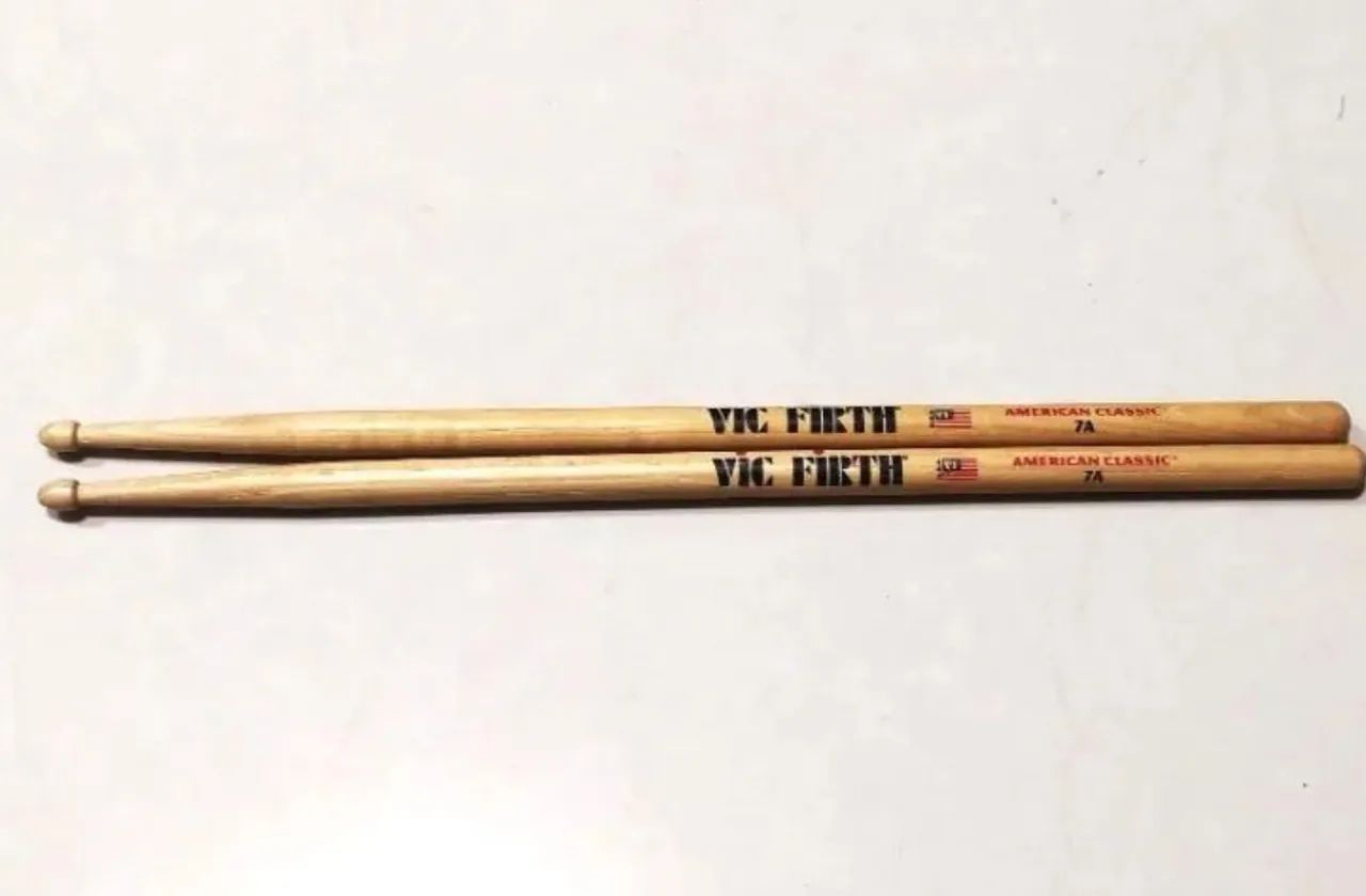 Baquetas Vic Firth American Classic 7A