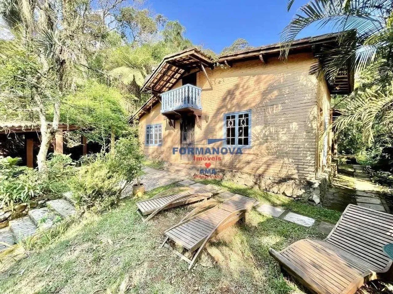 Vila Real do Moinho Velho - Casa com 3 quartos com 440 m² à Venda ou para Locação em Embu