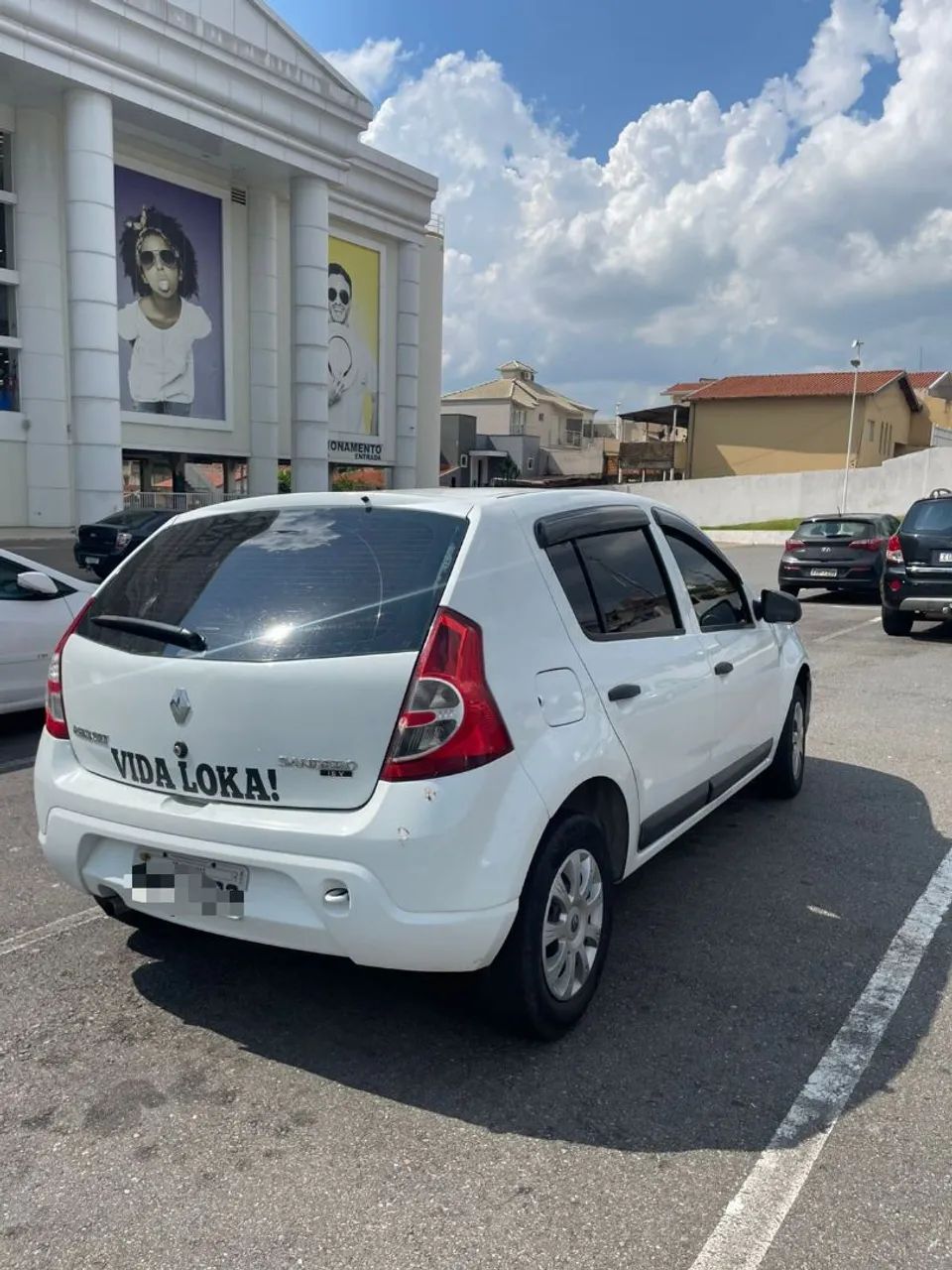 Sandero 2011 1.0 - Foto 2