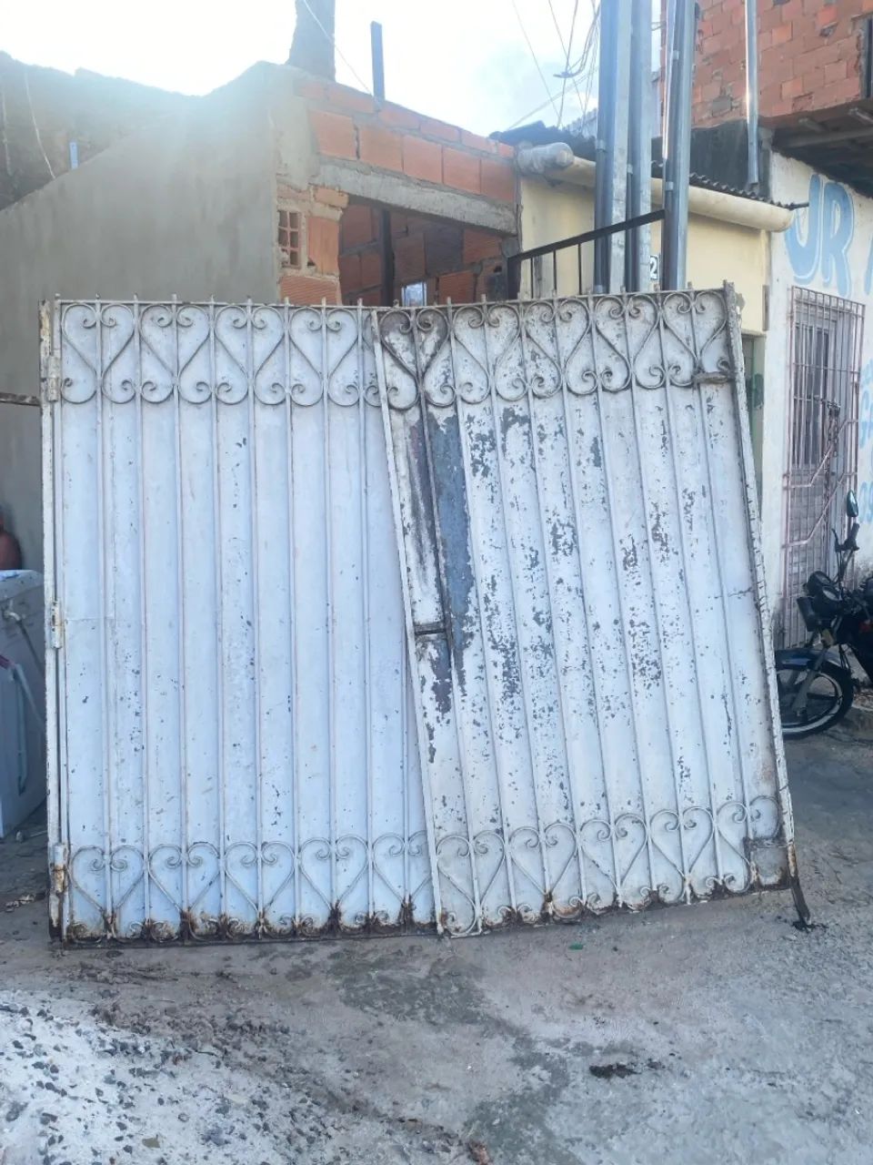 Portão pra garagem 2.4x2.10 - Foto 3
