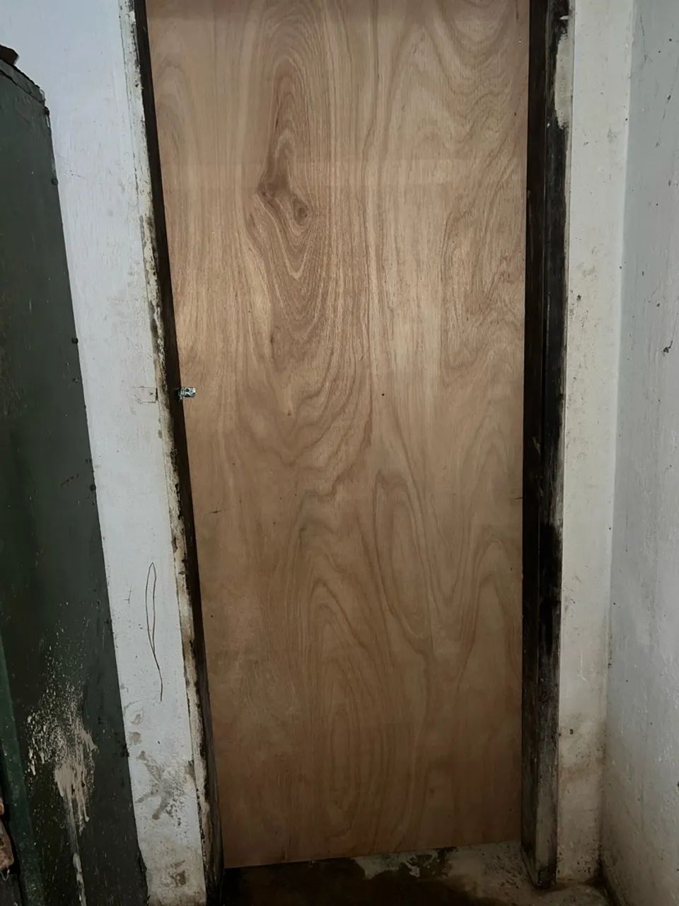 Instalação de portas e montador de móveis