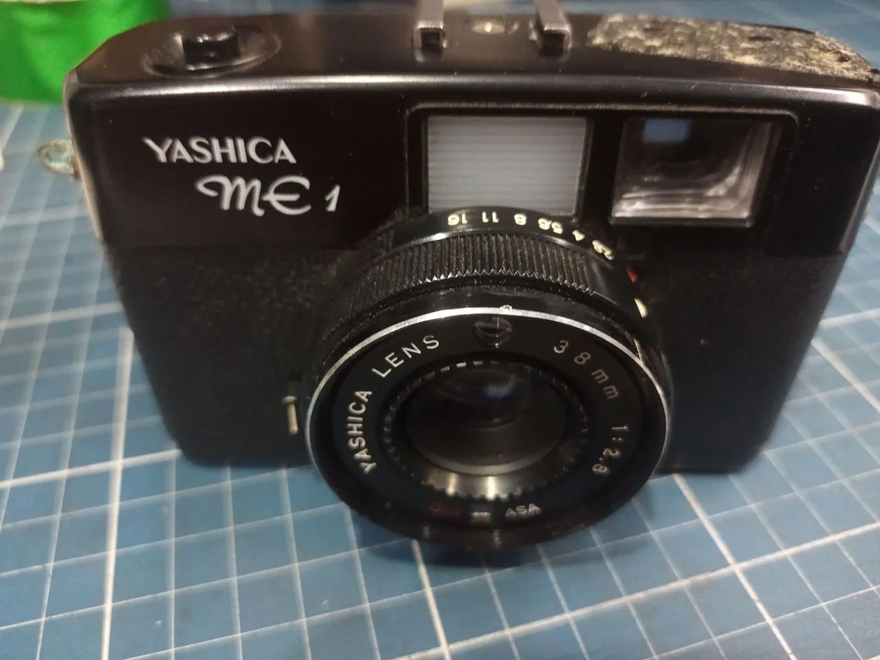 Câmera antiga yashica 