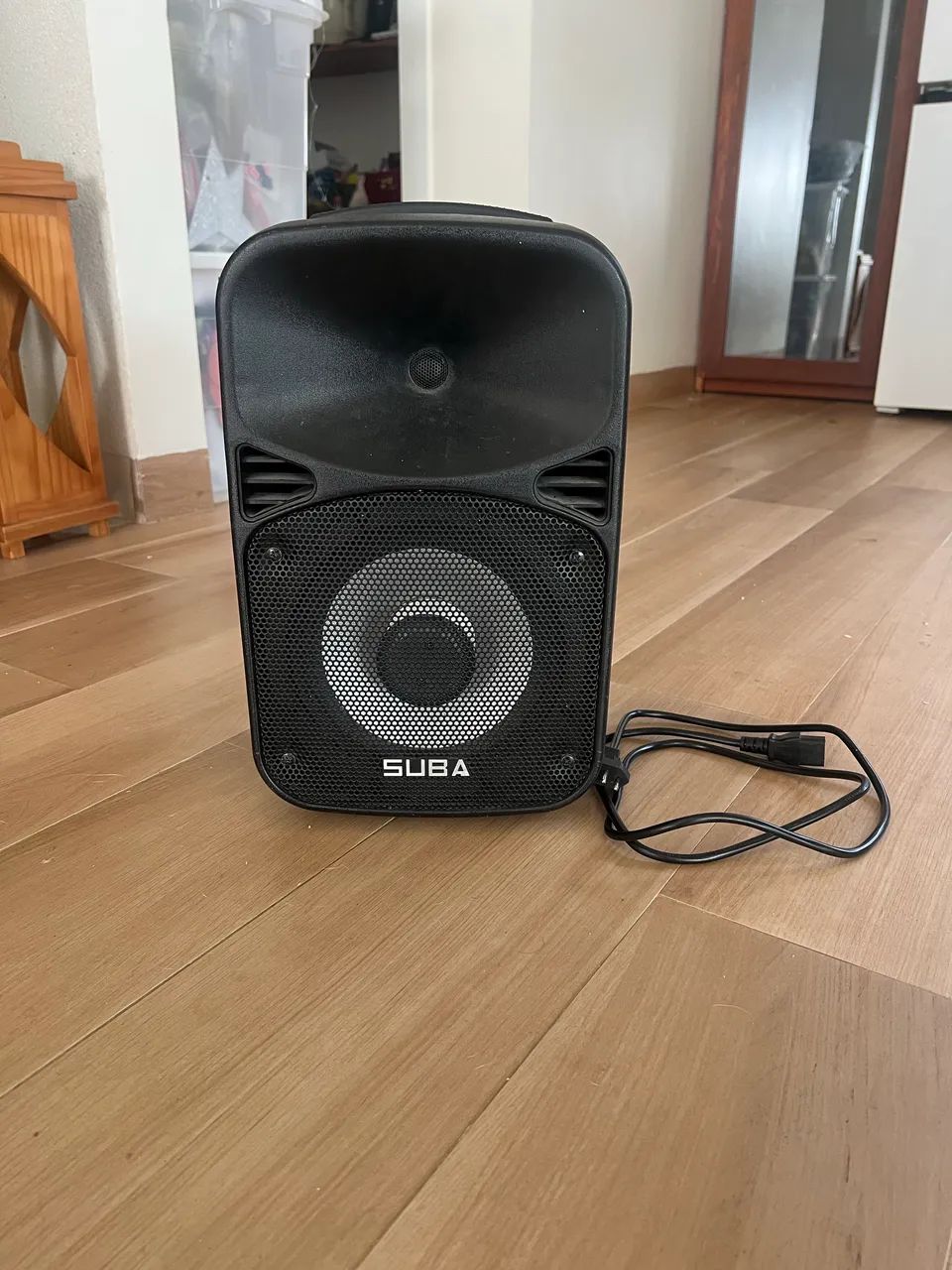 Vende-se caixa de som