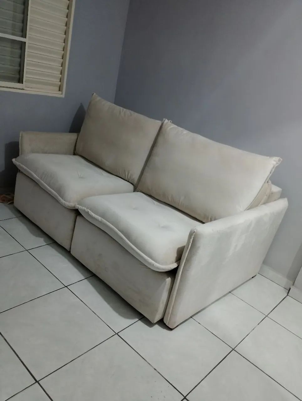 Sofá retrátil e 2.e 3 lugares 