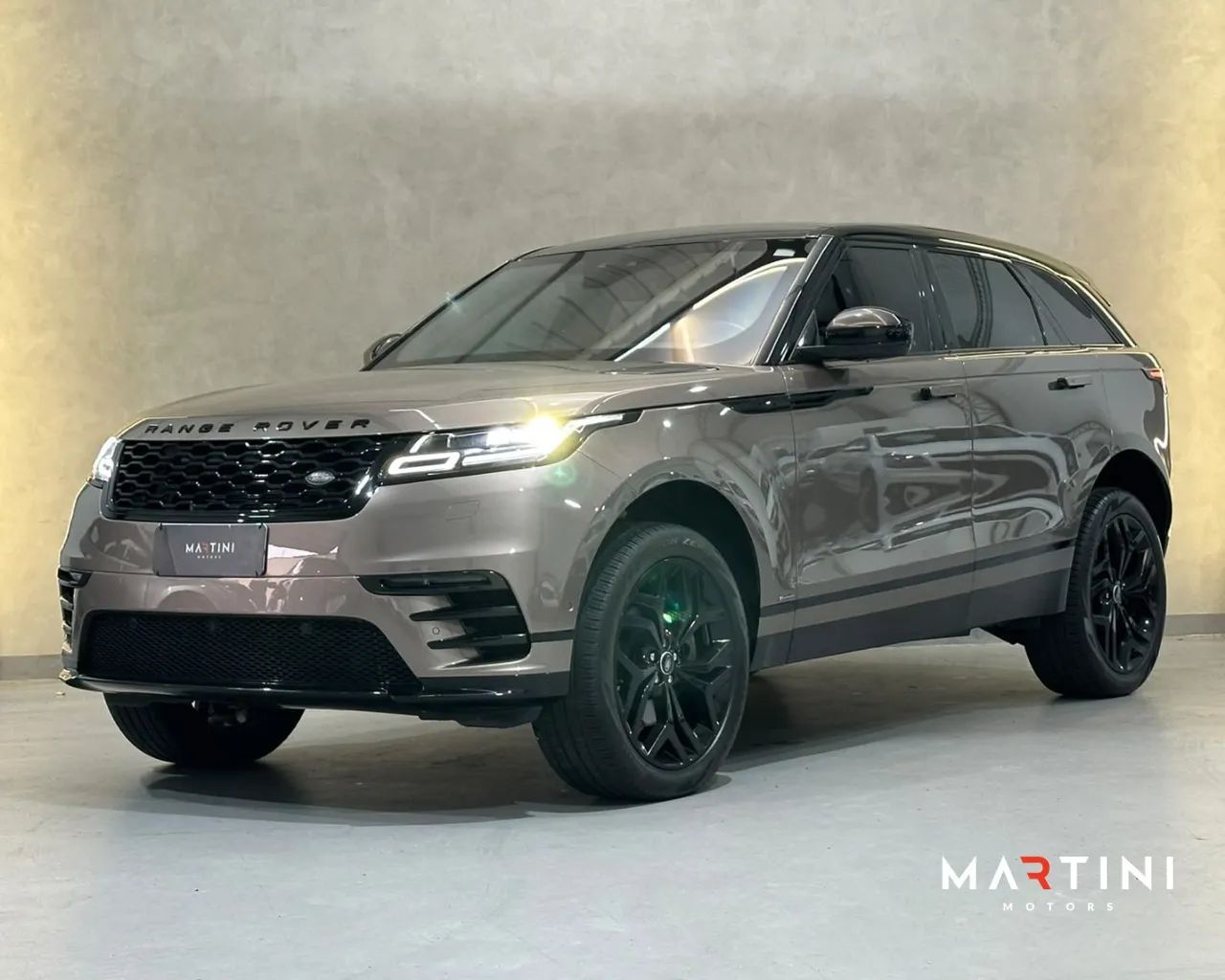 Land Rover Range Rover Velar R-DYN. 2.0 4X4 TB Aut. 2019