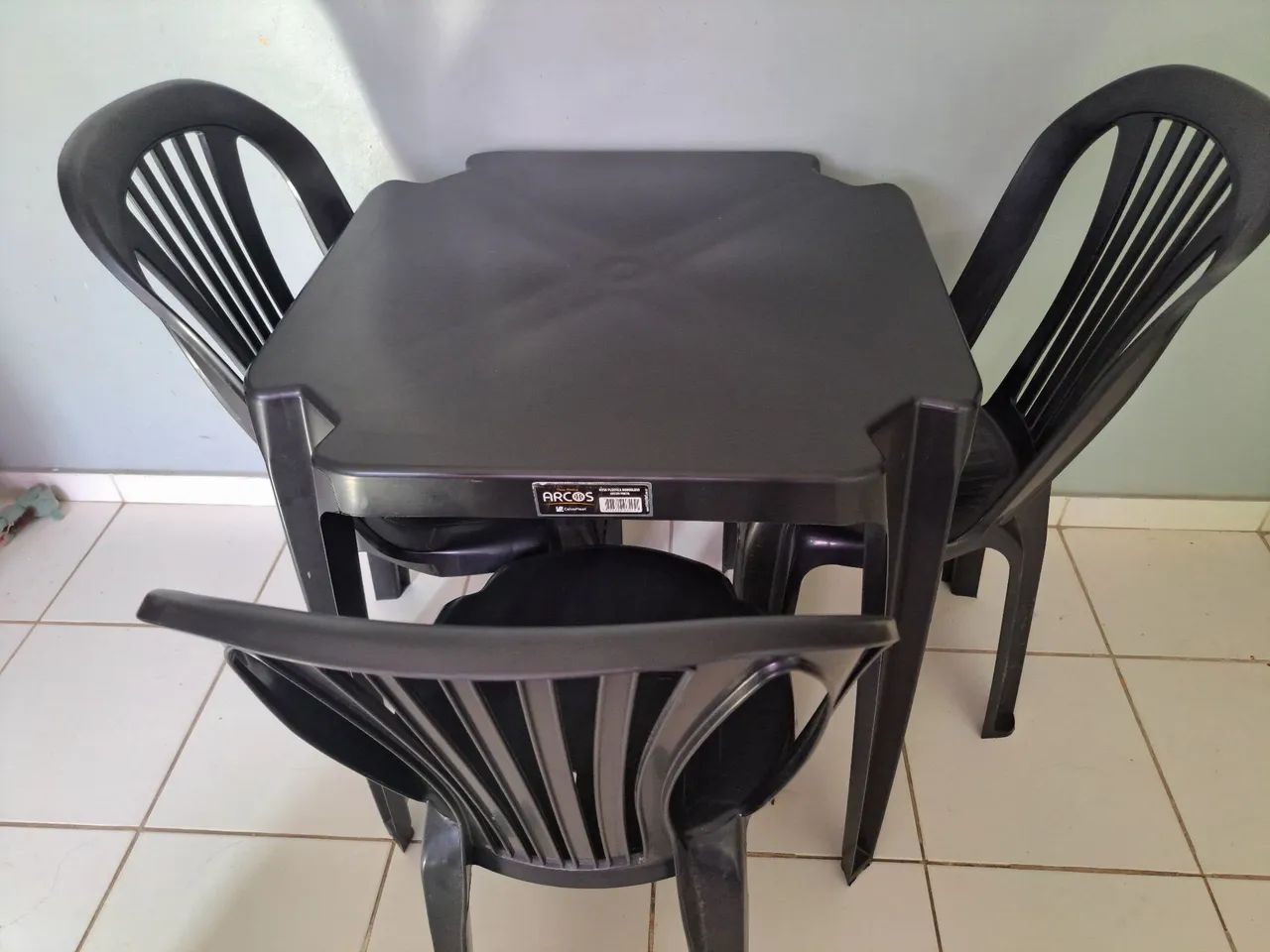 Mesa de 3 cadeiras 