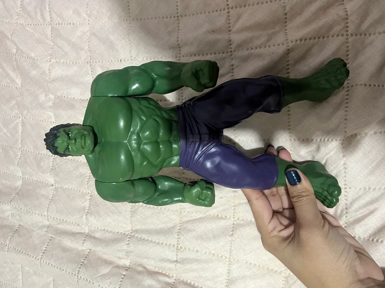 Brinquedo hulk