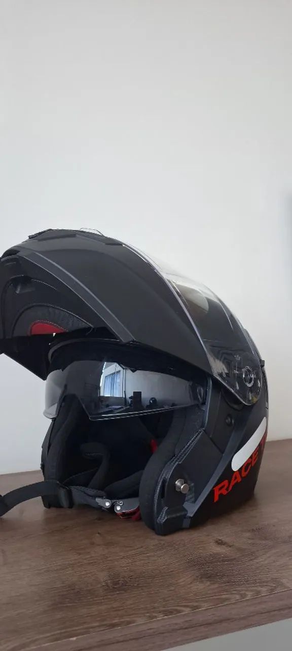 CAPACETE ROBOCOP RACE TECH 62 - Foto 4