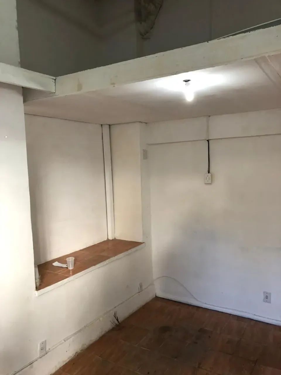 Ponto comercial/Loja/Box para venda possui 38 metros quadrados com 1 quarto - Foto 4