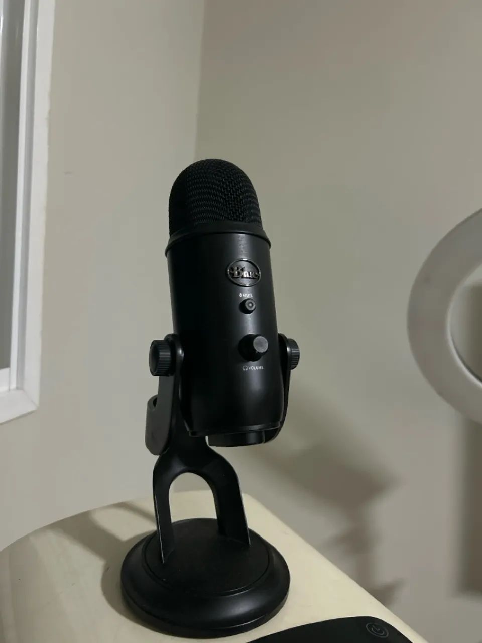 Microfone Blue Yeti Logitech  - Foto 2