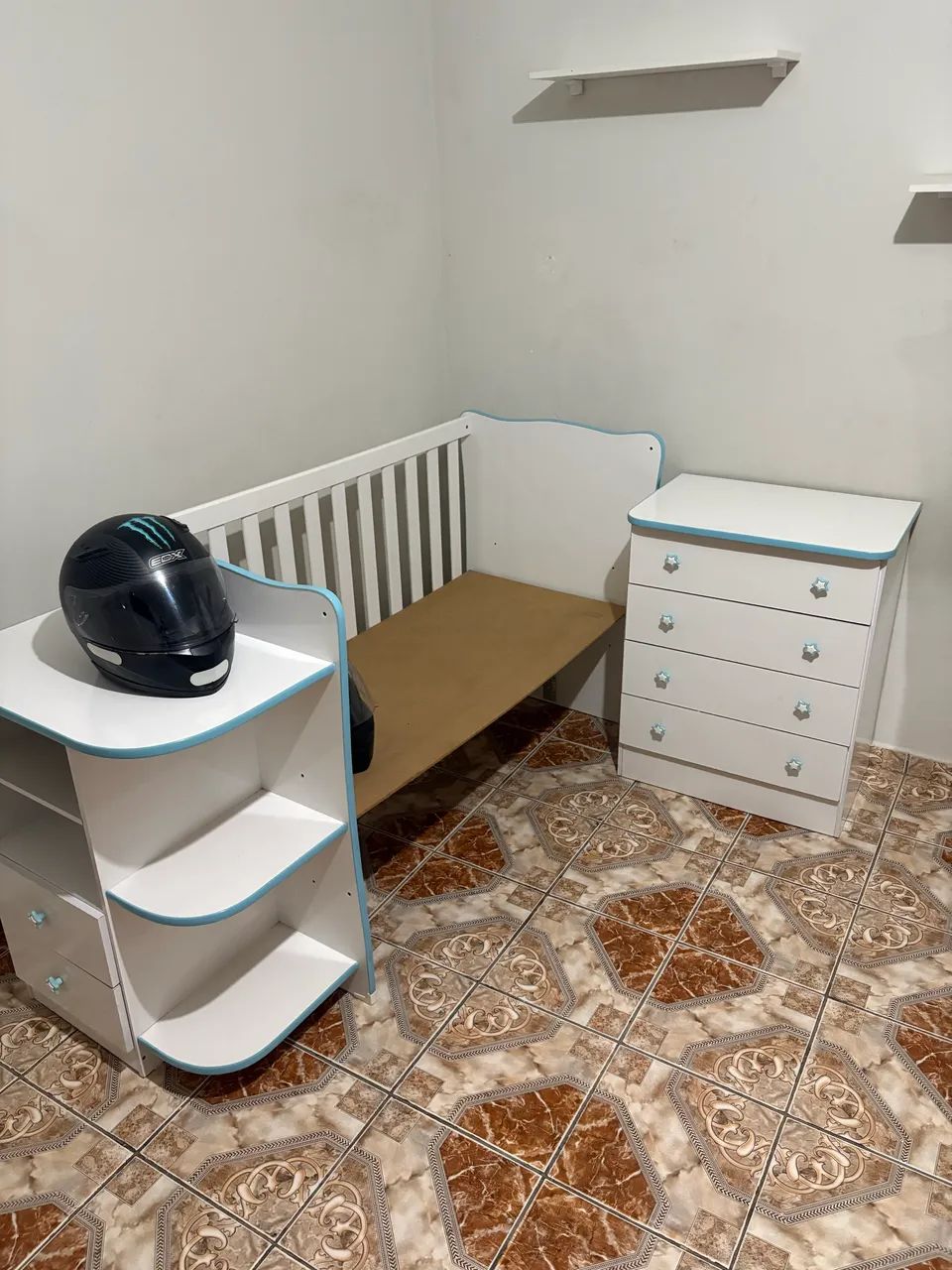 Quarto menino completo ( berço, cômoda e Guarda roupas )  - Foto 3