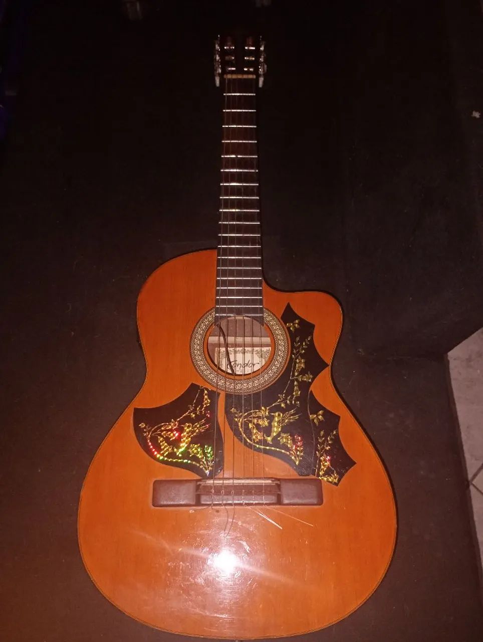 Violão elétrico 