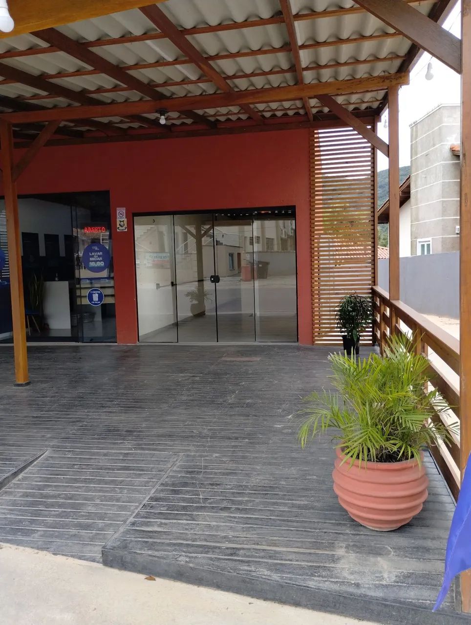 Alugo sala comercial no Rio Vermelho  - Foto 2