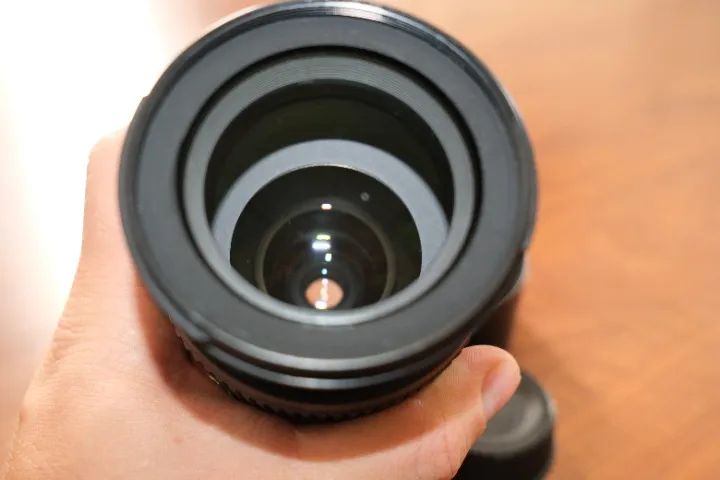 Lente Nikon Nikkor DX AF-S 18-105mm f/3.5-5.6 G ED VR - Foto 3