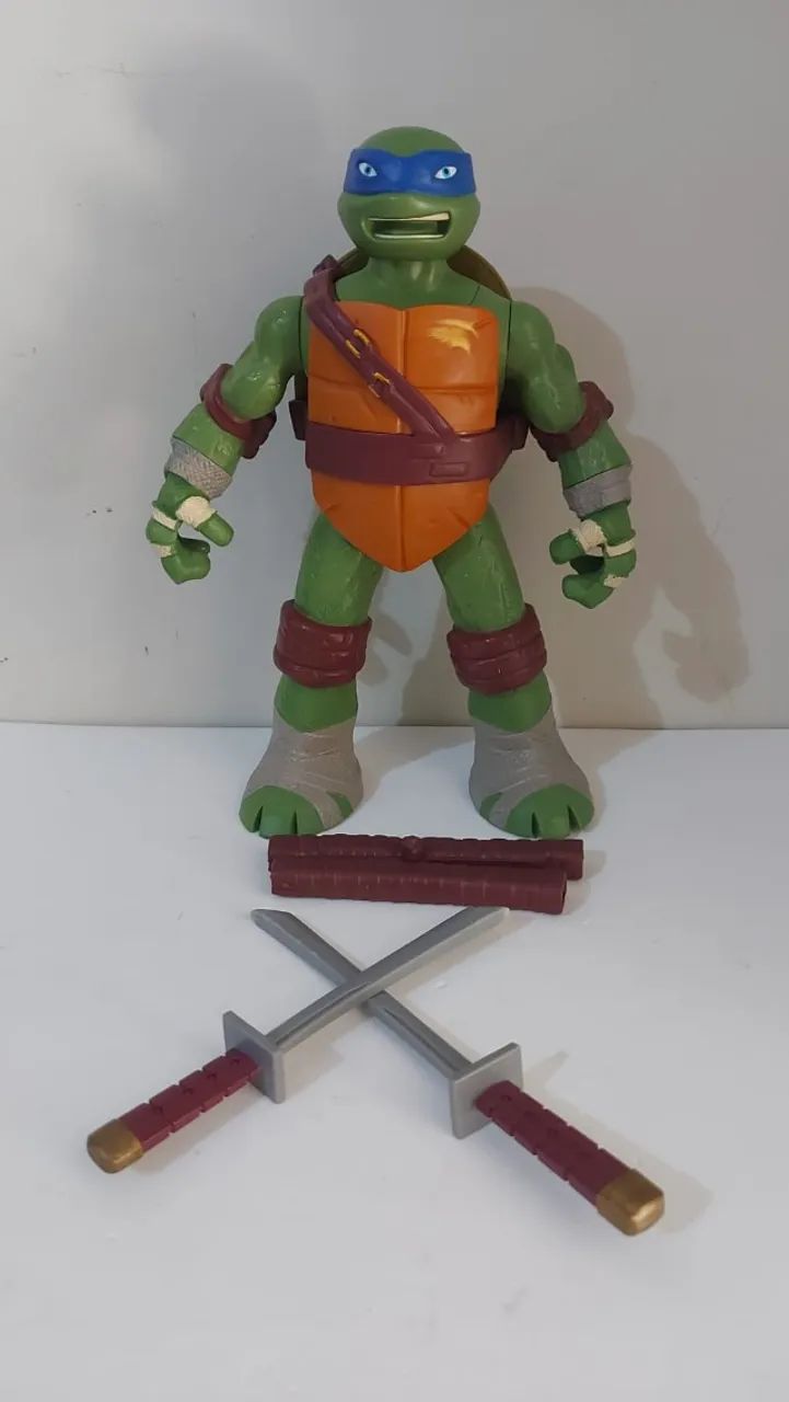 Action Figure Leonardo Tartaruga Ninja Playmates 26cm COMPLETO - Foto 5