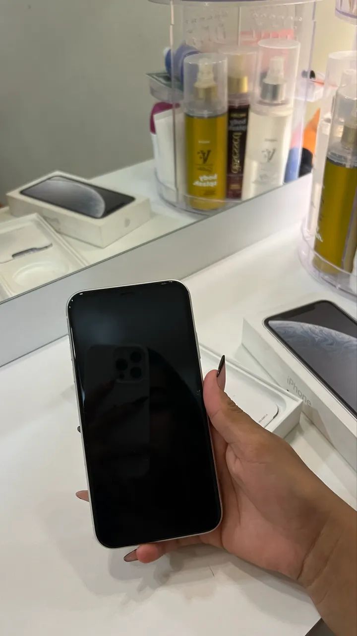 iPhone XR 