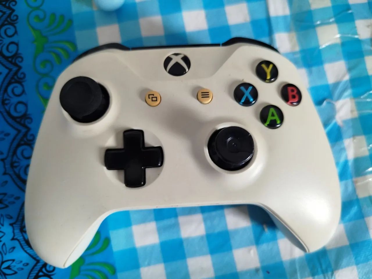 Controle xbox one s e compatível com series s