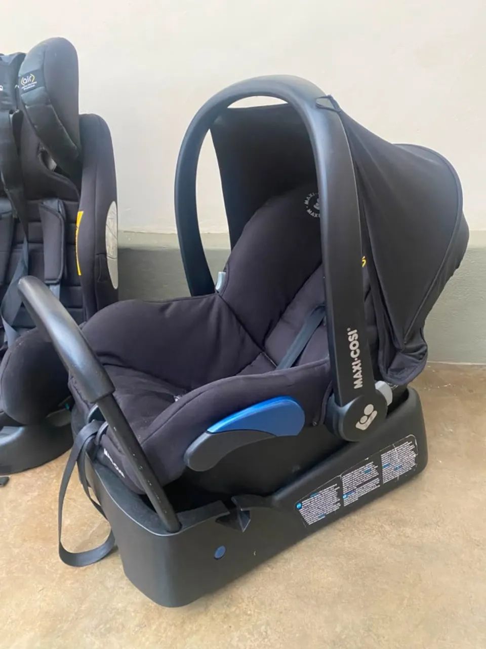  Bebe conforto MAXICOSI com base