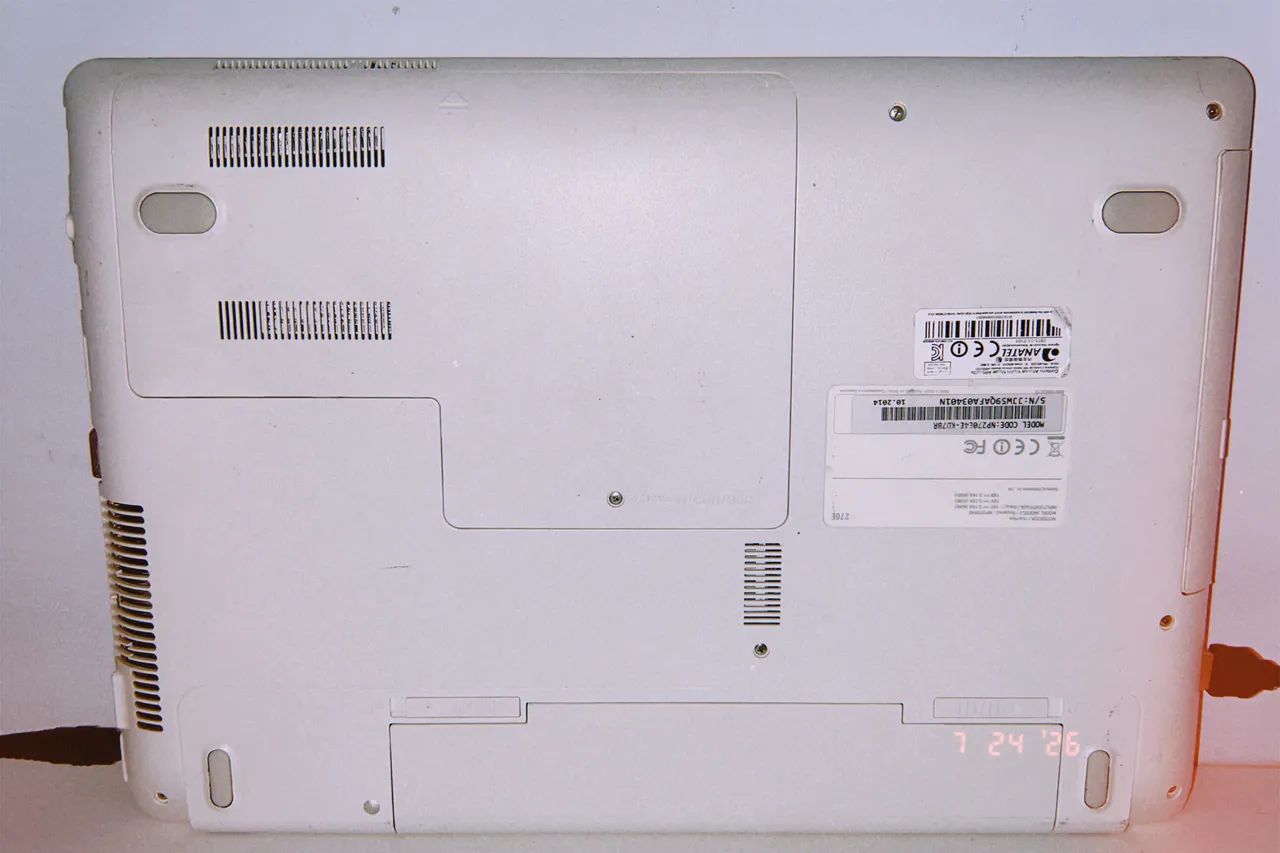     Notebook Samsung NP270E4E 14? 500GB HD + Mouse - Foto 5
