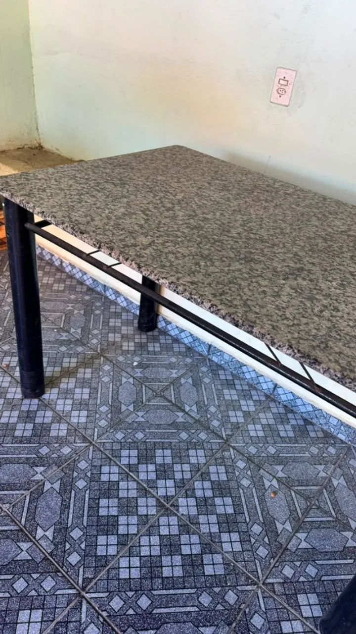 MESA QUADRADA EM GRANITO - Foto 2