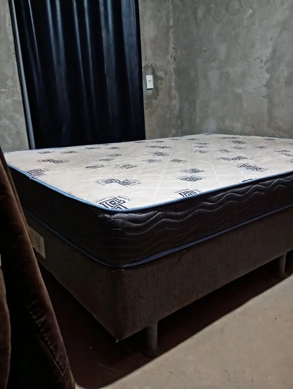 Cama box casal Ortobom D33, roupeiro e sapateira.