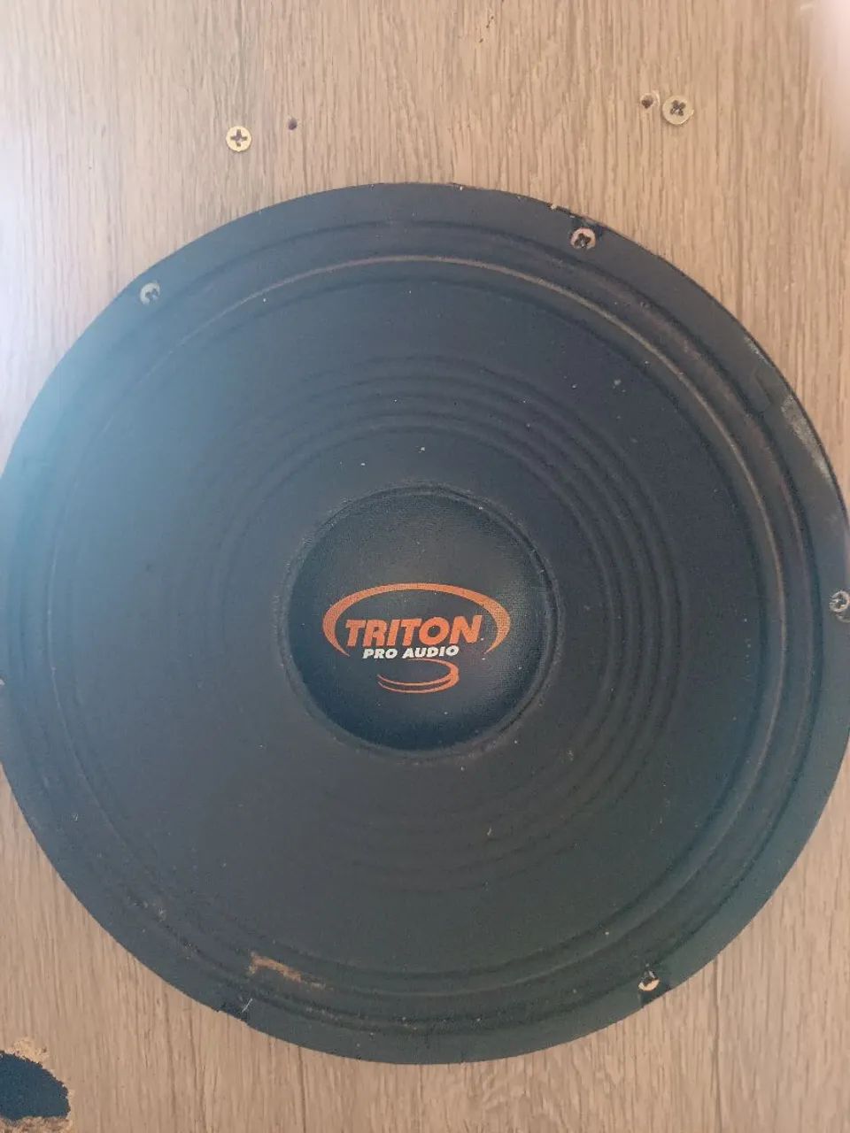 Médio Triton 10 Polegadas 300 Rms 8 Ohms