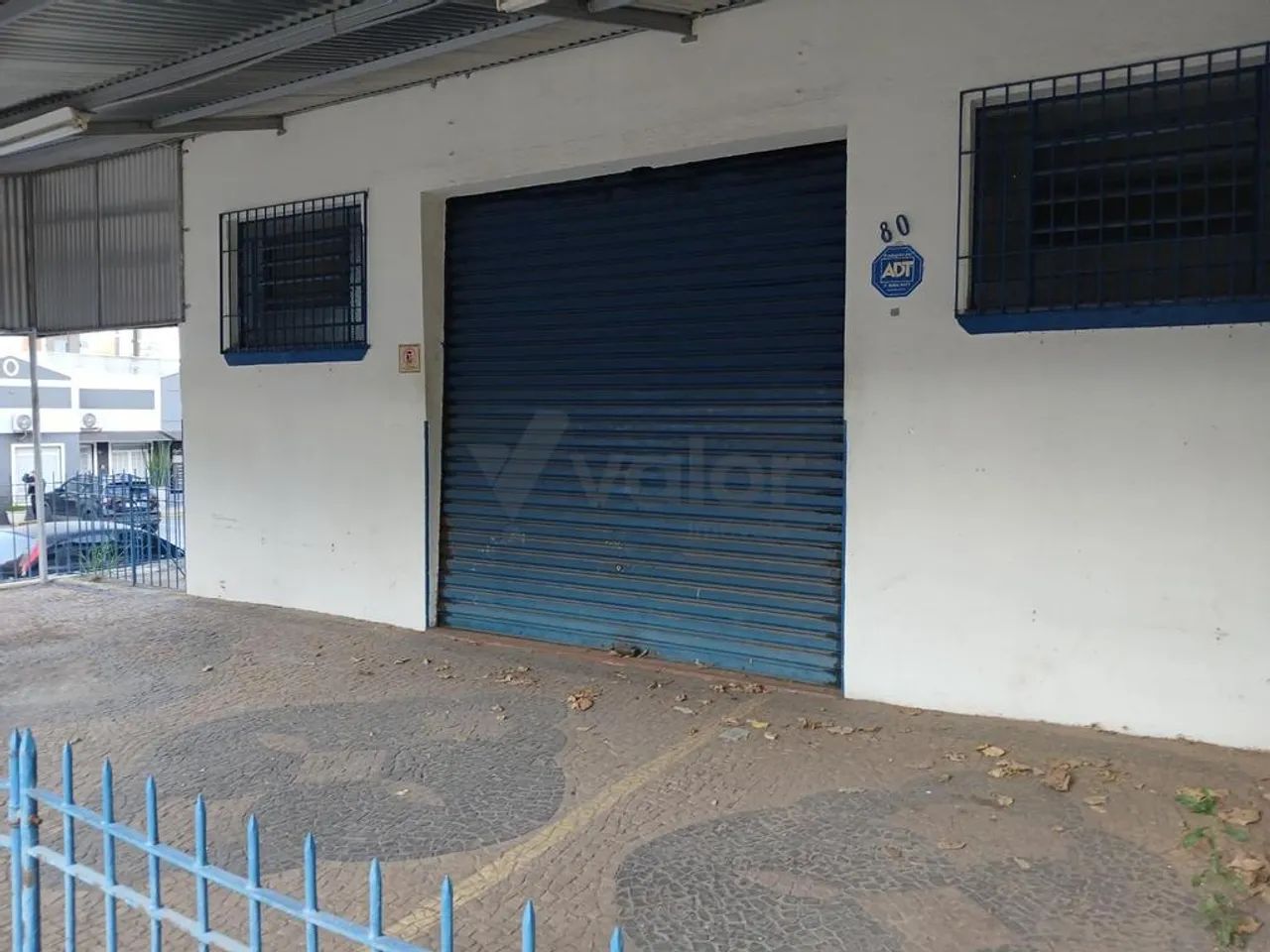 Salão para alugar em Campinas, Cambuí, com 197.6 m²