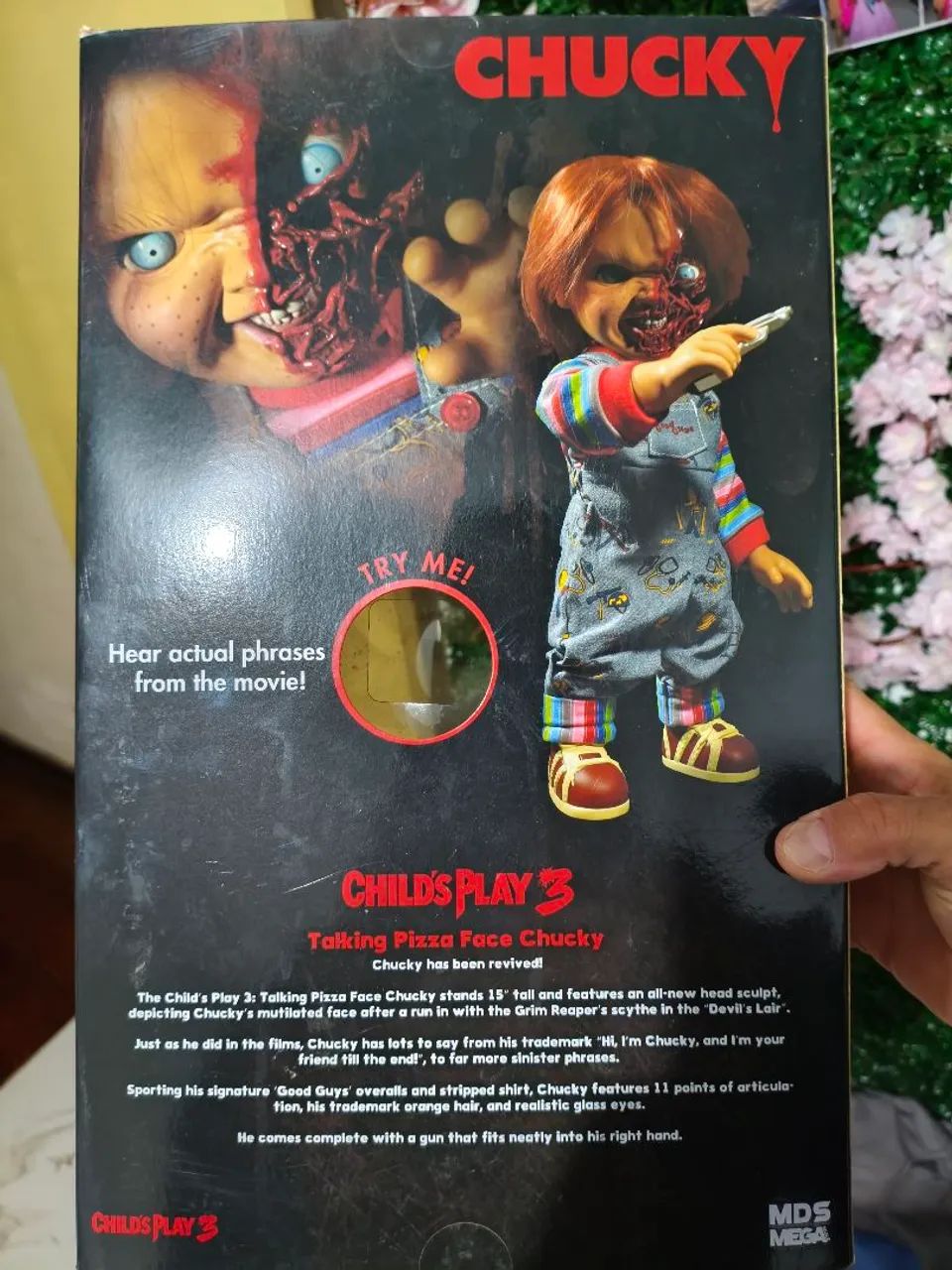 Boneco Chuck MEZCO  - Foto 4