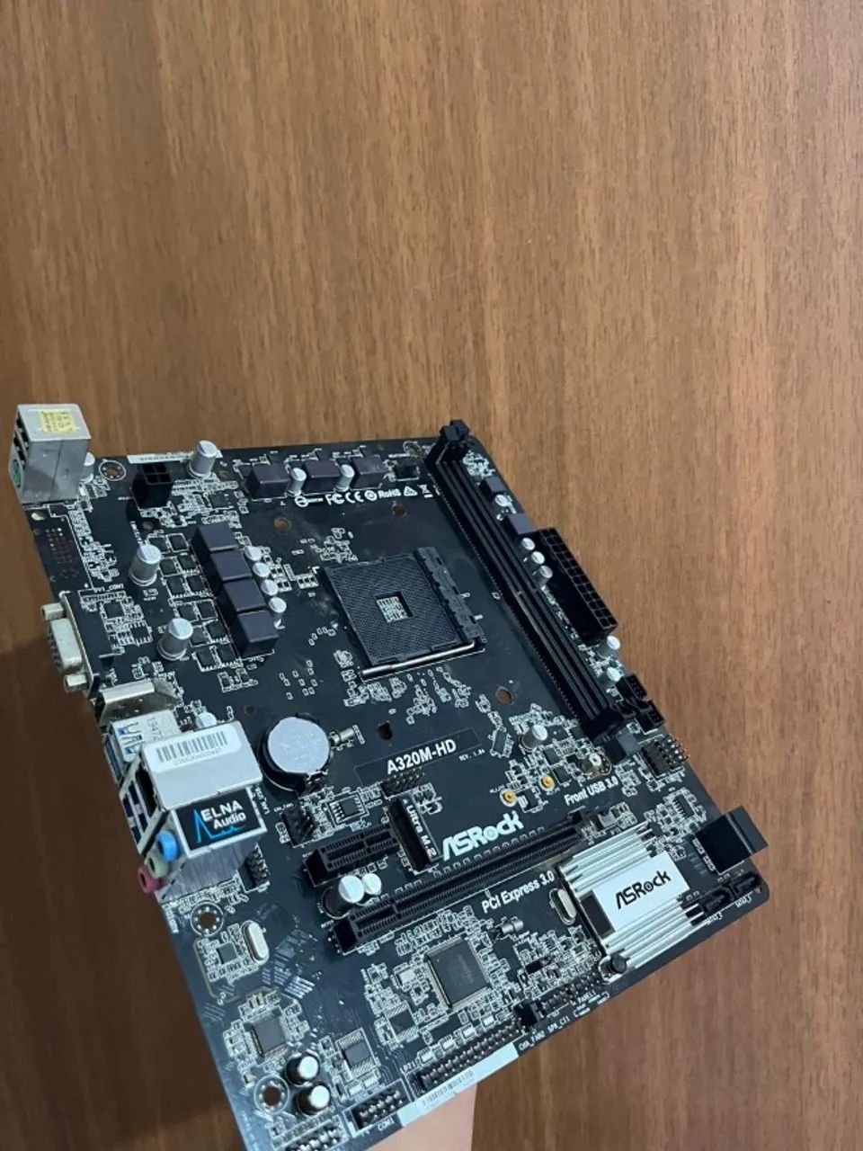 Placa-Mãe ASRock A320M-HD AM4 - Funciona com Vídeo Integrado - Foto 4