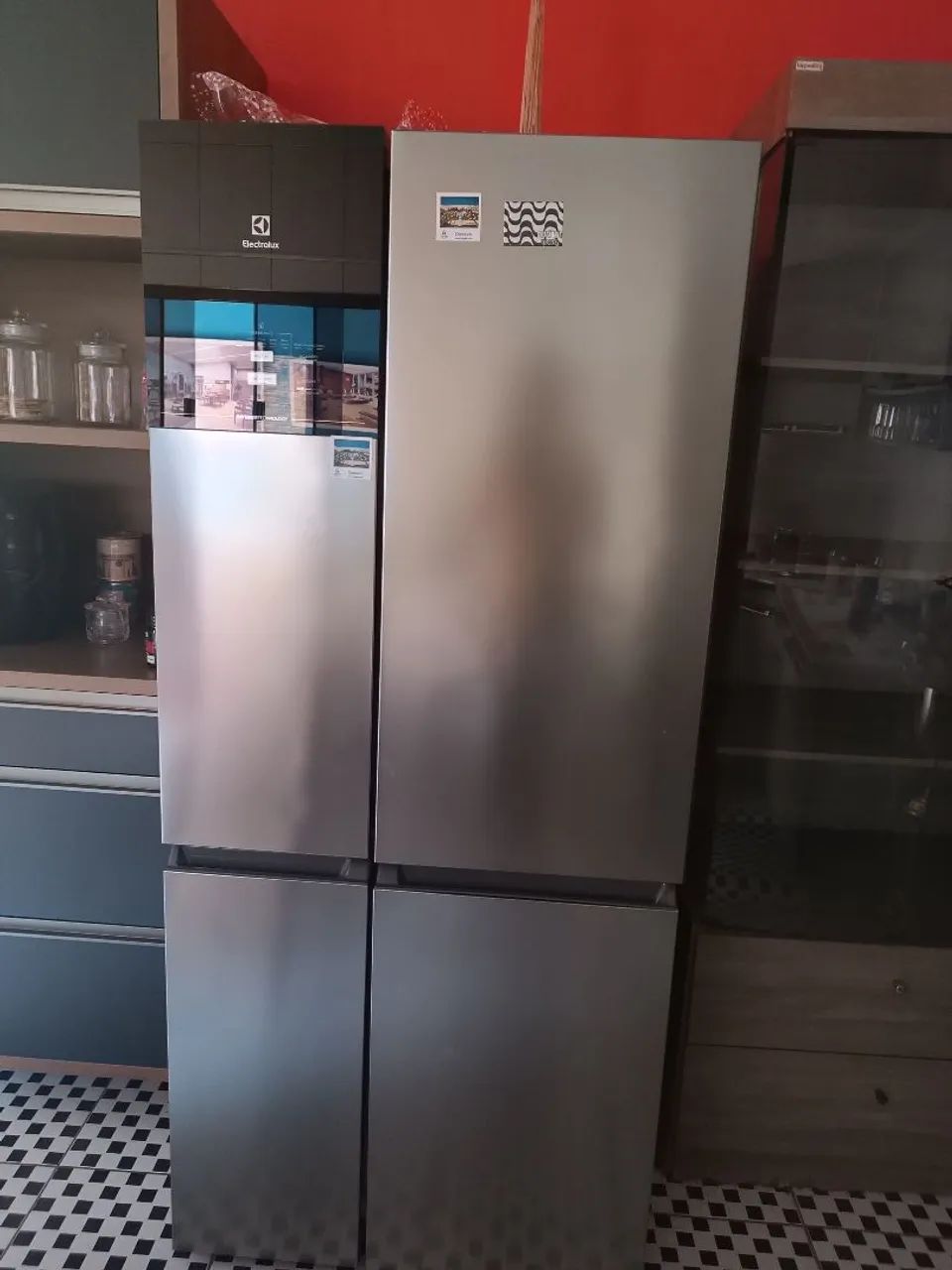 geladeira conservada 